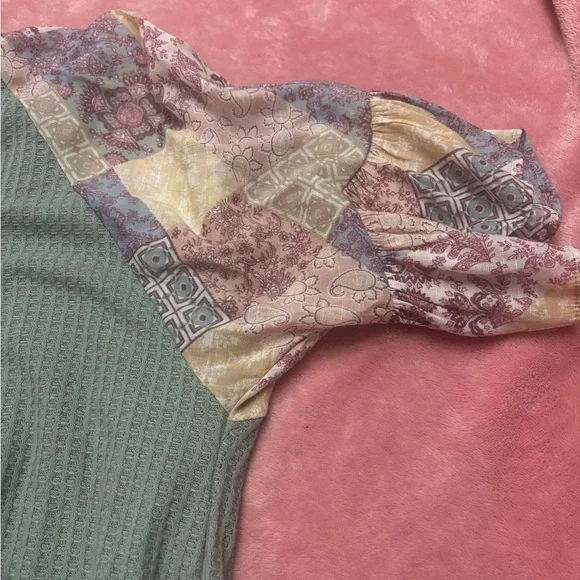 Spring blouse - Picture 4 of 4